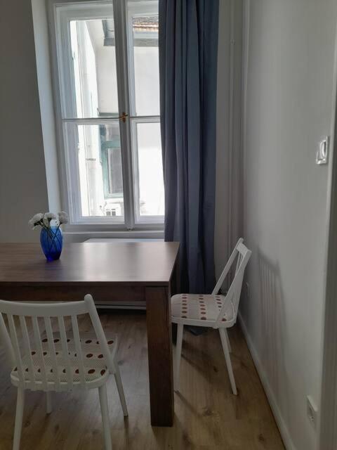 Sunny Rooms At Danube Budapeste Exterior foto