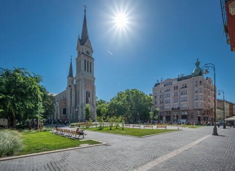 Sunny Rooms At Danube Budapeste Exterior foto